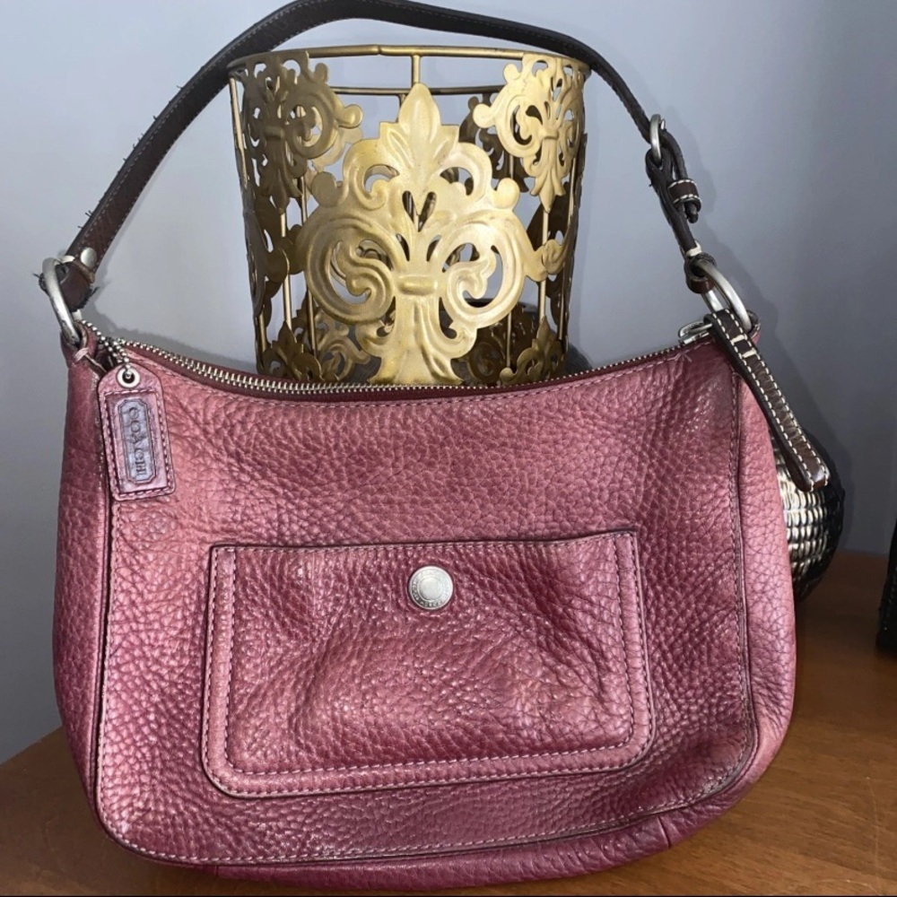 VINTAGE COACH MAROON & BROWN STRAP PEBBLED LEATHER BOHO BAG -MED F0782-F10890